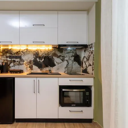 Skynest Corfu Airport Apartment *