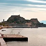 Skynest Corfu Airport Apartamento *